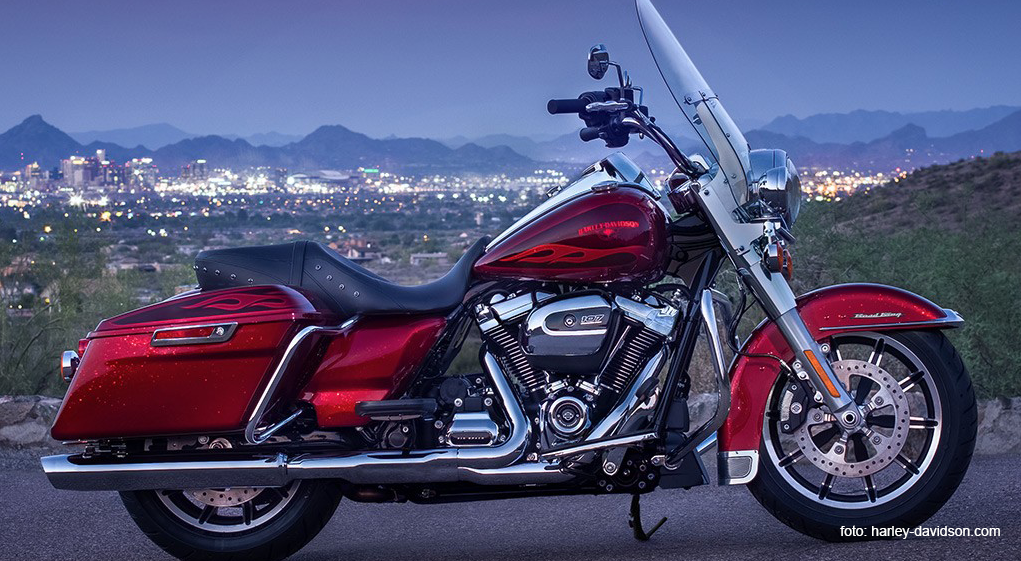 LOS MODELOS TOURING DE HARLEYDAVIDSON 2017 Pasión Biker LOS MODELOS TOURING DE HARLEYDAVIDSON 2017 Pasión Biker