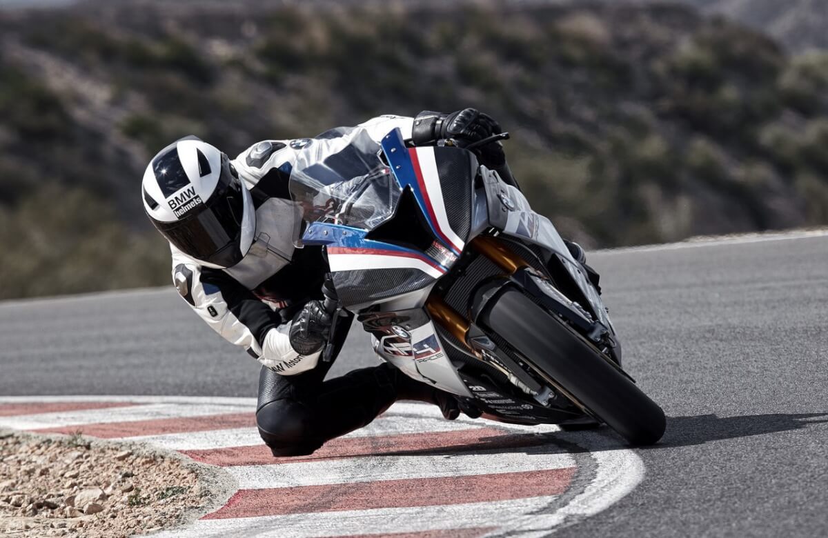 BMW HP4