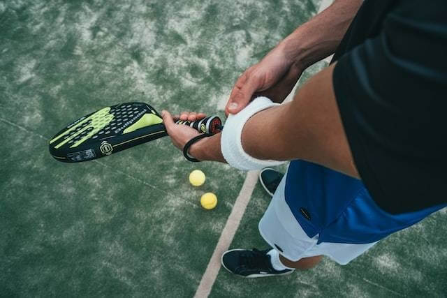 Las mejores zapatillas especializadas para básquet, padel o tenis 